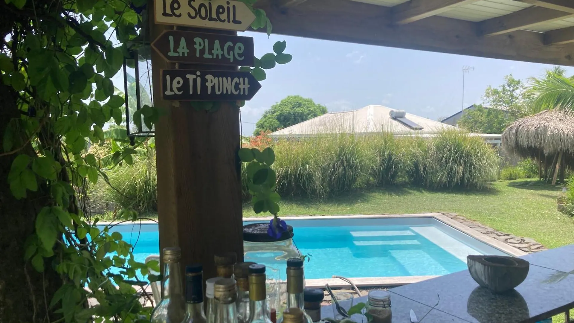 Home Container Resort Terre Sainte-Rose 0*,  Guadeloupe